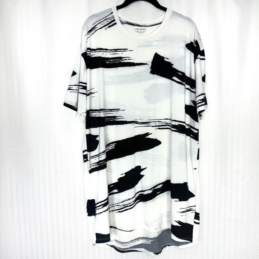 LuLaRoe Patrick Men's Black and White Graphic Shirt Size XL